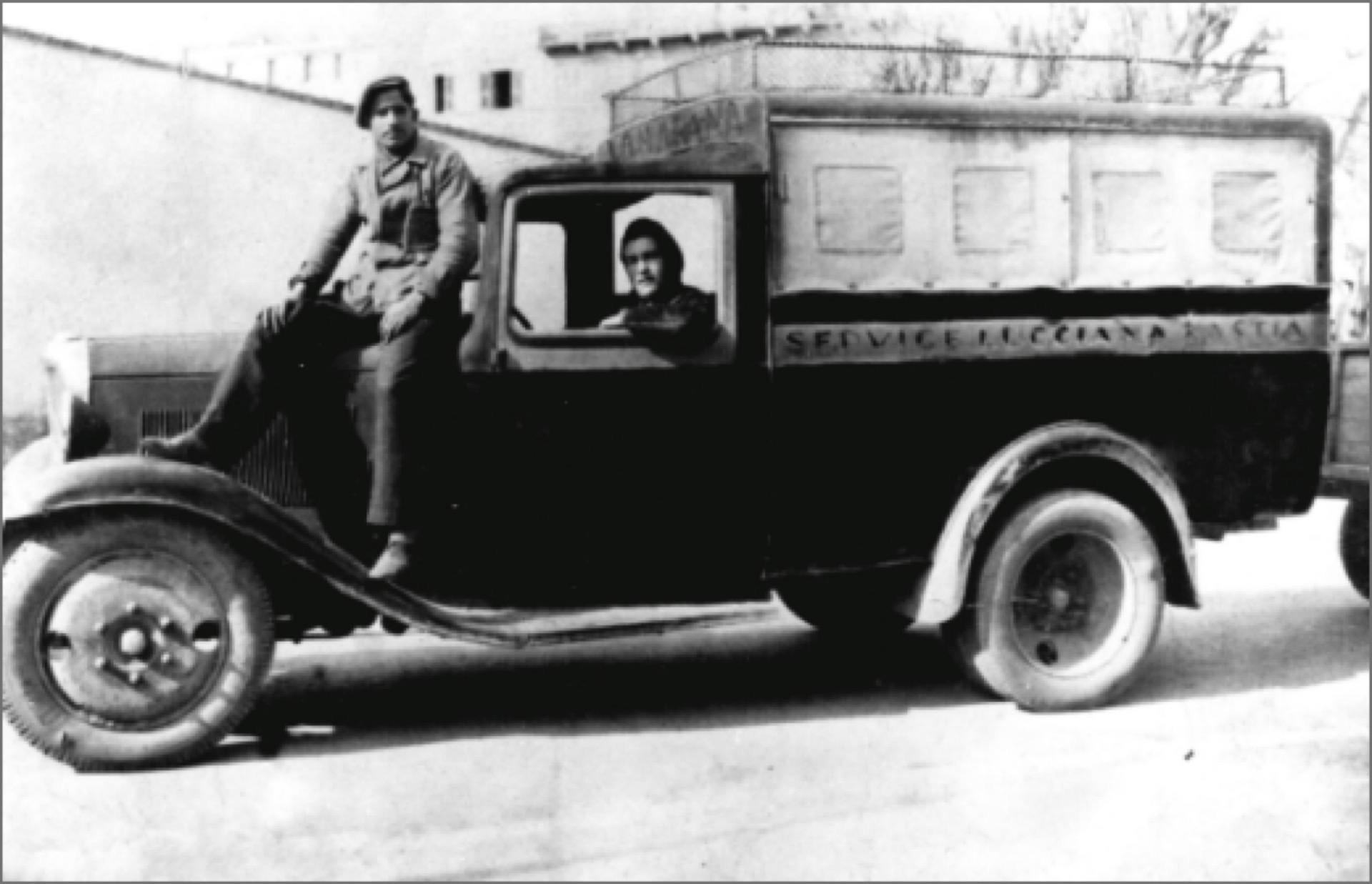 Implantés à Lucciana en haute Corse, les autocars A Marana ont été créés en 1932 par le grand-père Paul-André. Entreprise familiale depuis maintenant trois générations, ils sont devenus au fil des années un acteur incontournable dans le domaine du transport routier de personnes.